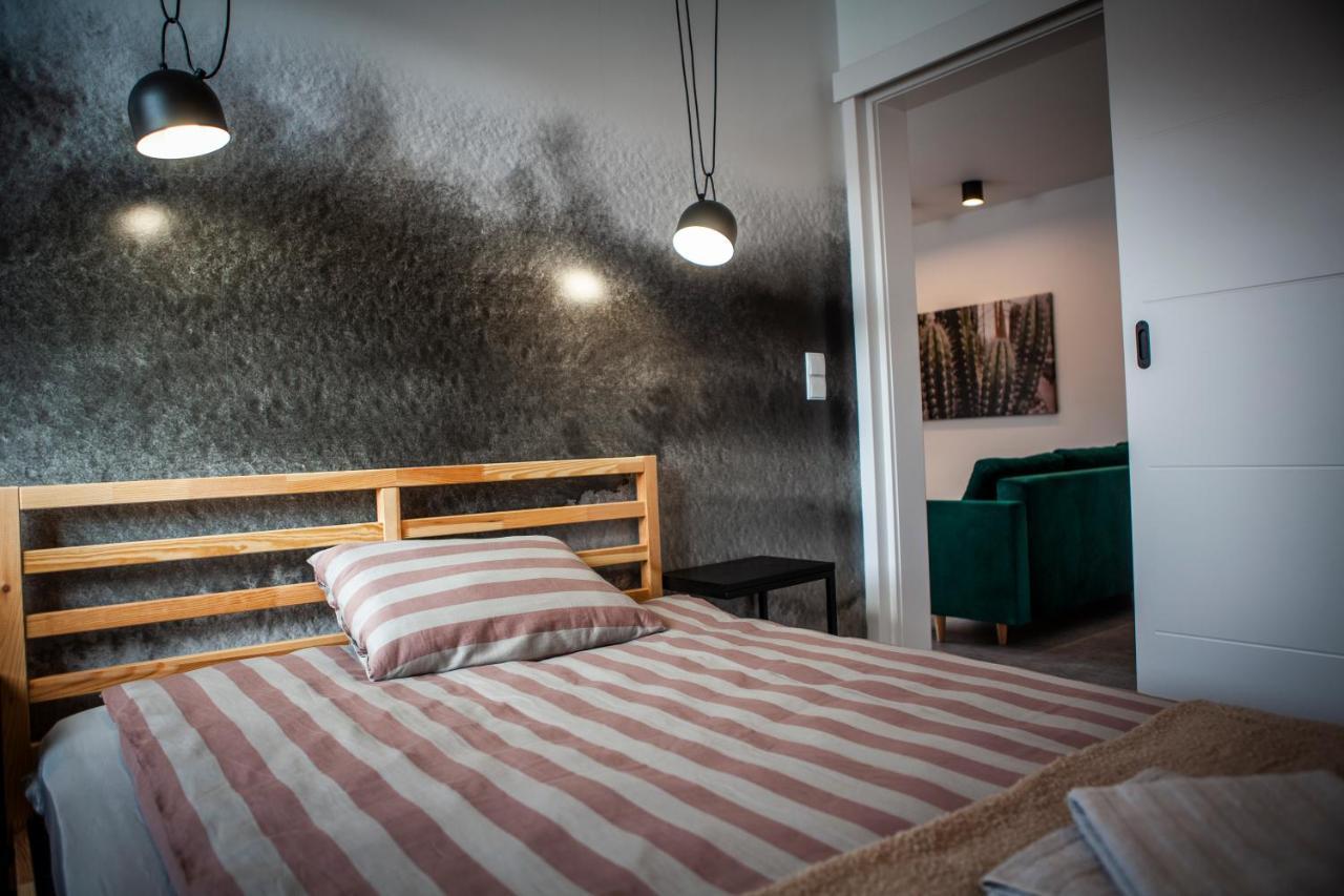 Luksusowy Apartament Nad Jeziorem Члухув Экстерьер фото